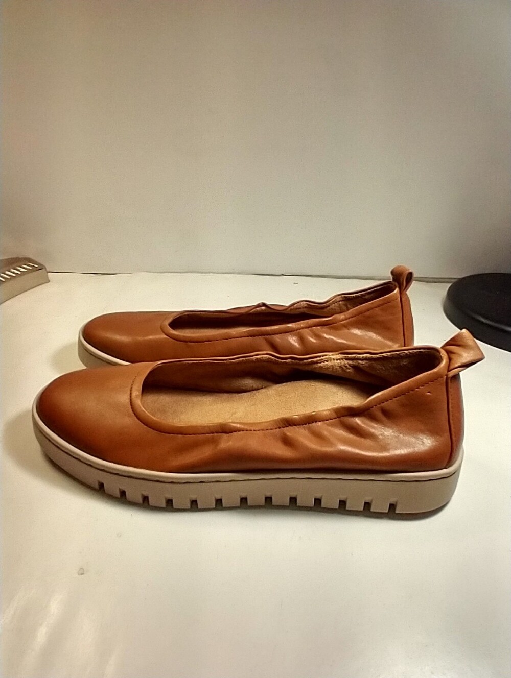 Vionic Uptown Ballet Brown Leather Slip On Shoes Women's sz 8.5. - Picture 4 of 10